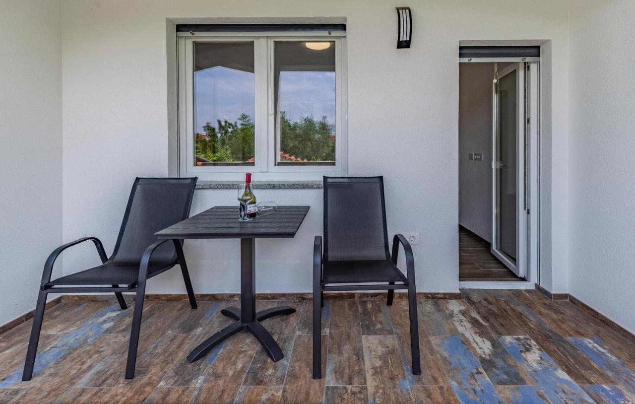Asta Appartement *